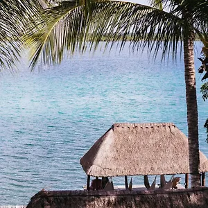 https://pedacito-de-cielo-bacalar.quintano-roohotels.com